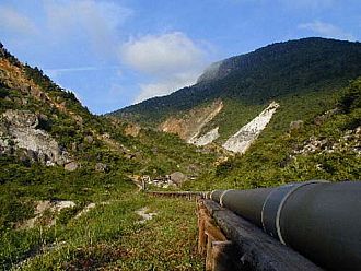 中野沢。沼尻温泉湯送菅