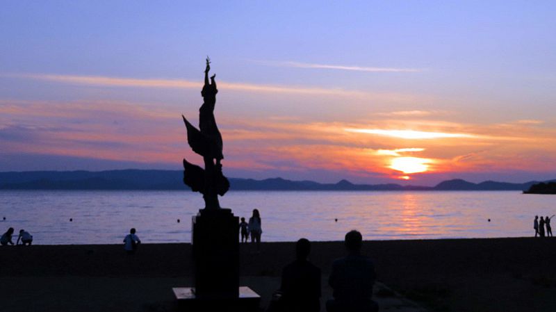 夏の終わり志田浜の夕日